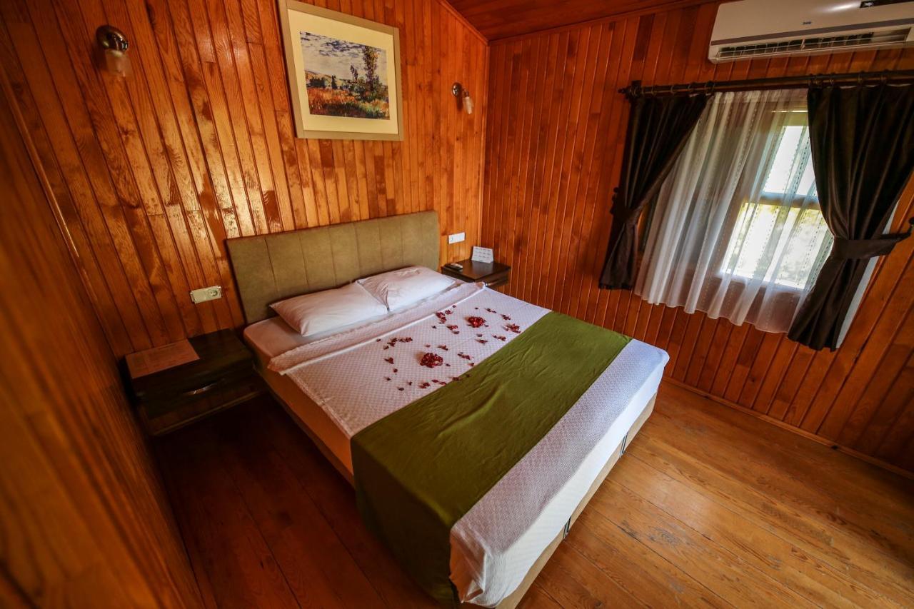 Zakkum Homestay *
